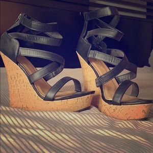 Wedge heels 👠